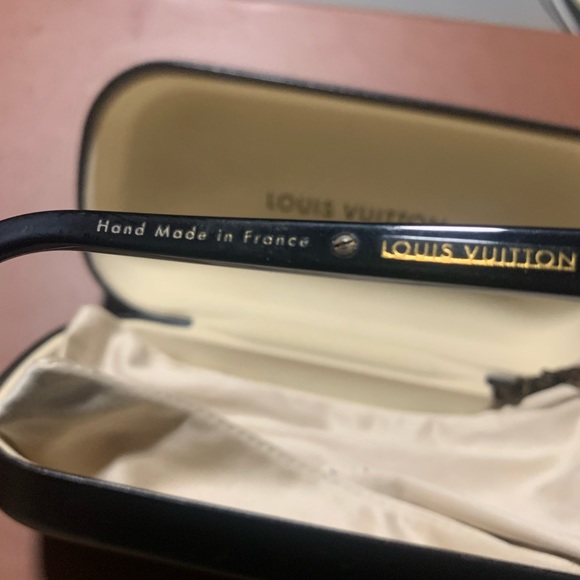 Louis vuitton Sunglass - Picture 2 of 3